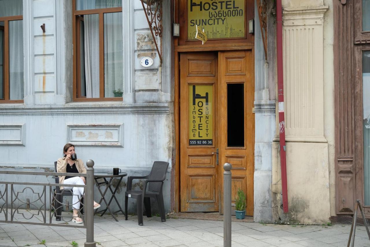 Suncity Hostel Batumi Luaran gambar